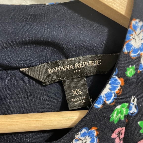 Banana Republic Blouse Tank Floral Sleeveless Navy Blue Womens XS - Picture 5 of 14